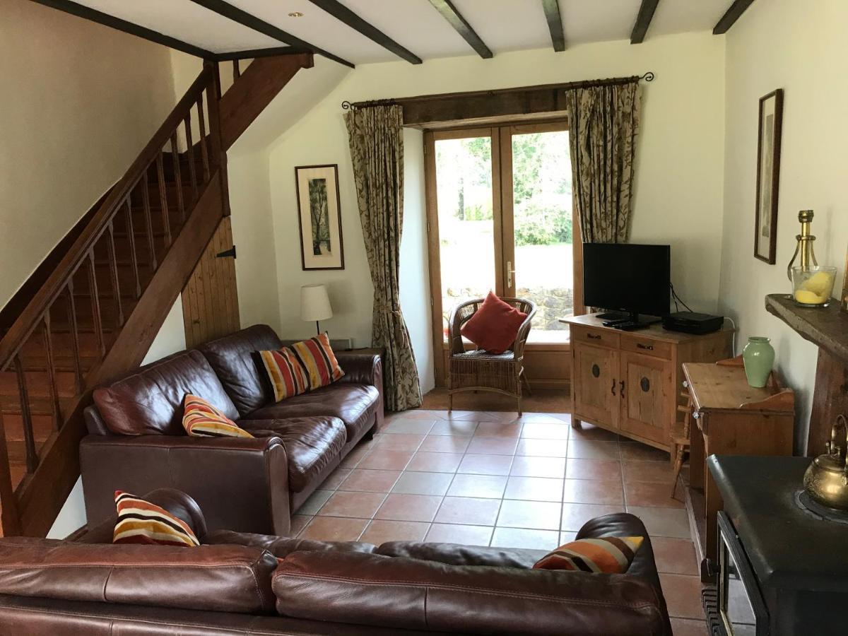 Jugon-les-Lacs Clara, Clement & Nelle - Character Cottages מראה חיצוני תמונה
