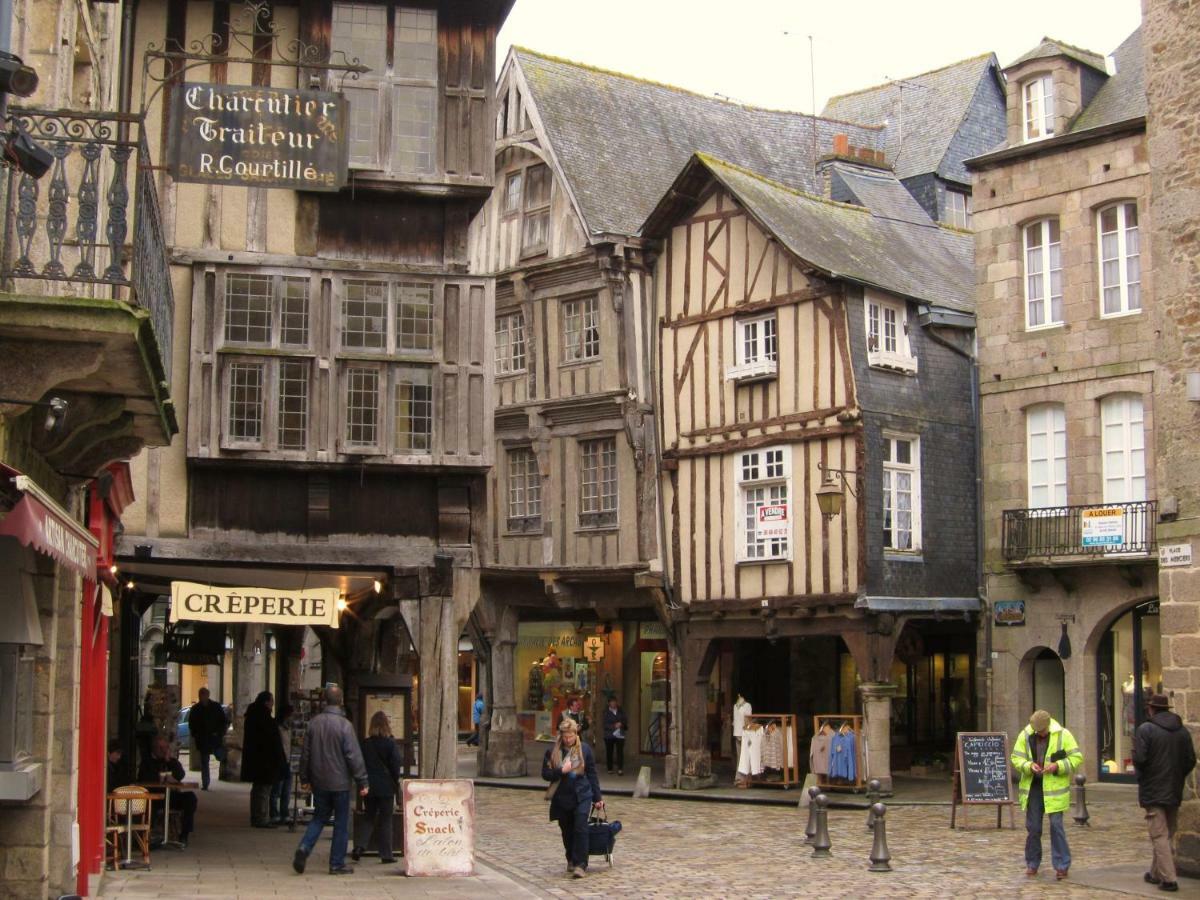 Jugon-les-Lacs Clara, Clement & Nelle - Character Cottages מראה חיצוני תמונה