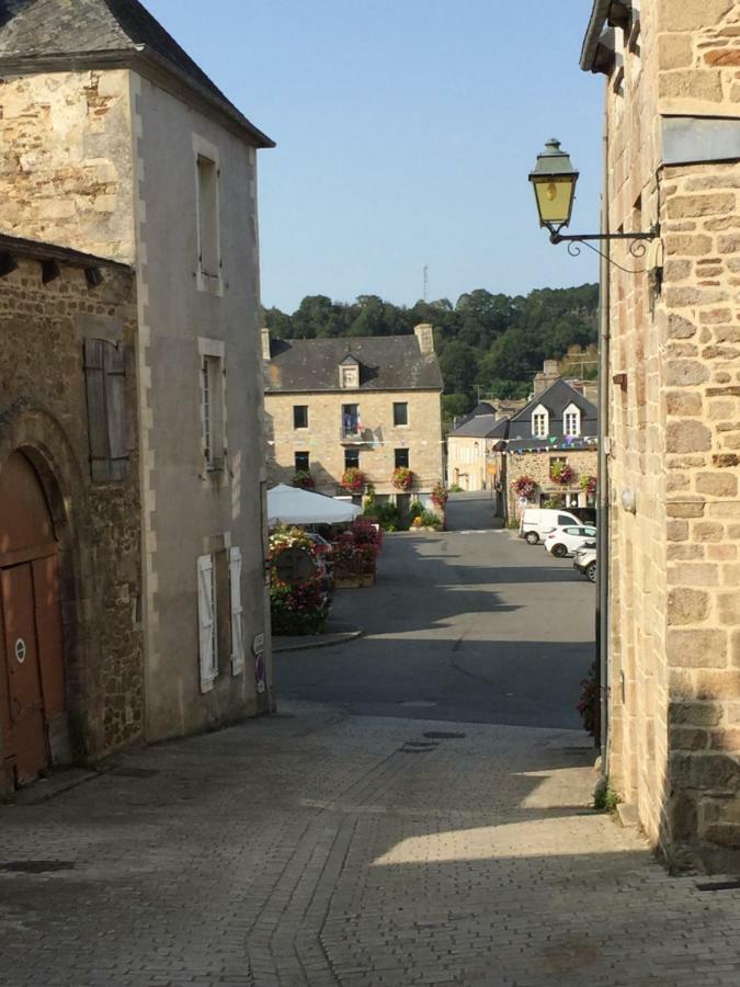 Jugon-les-Lacs Clara, Clement & Nelle - Character Cottages מראה חיצוני תמונה